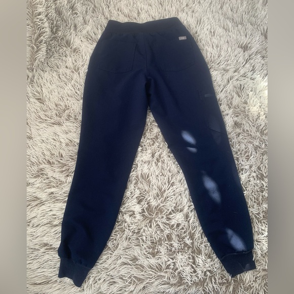 FIGS set - Picture 3 of 4